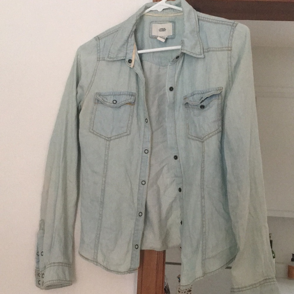 AE soft light denim shirt